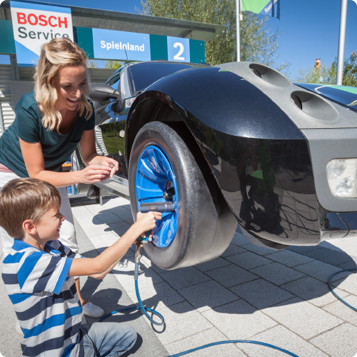 Mitmachland_Bild_Bosch Car Service Mama+Kind